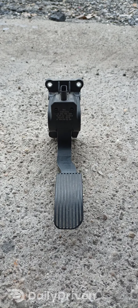 pedala acceleratie Mercedes Sprinter, W906, A9063000304