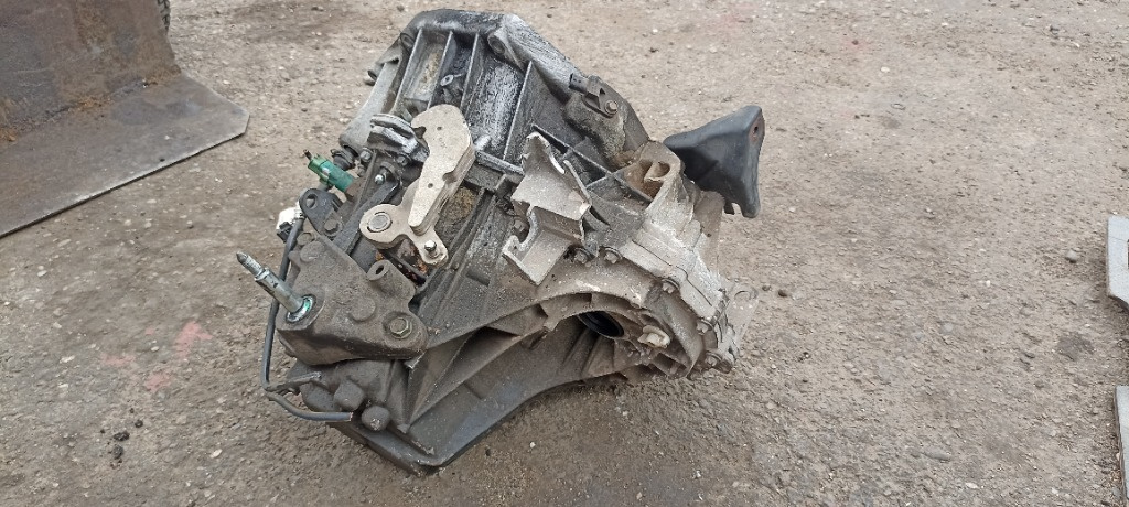 Cutie viteze Nissan Qashqai 1.5 dci, cutie viteze 8200753949