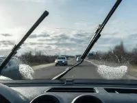 Ghid complet: Cum să alegi ștergătoarele auto perfecte pentru orice vreme