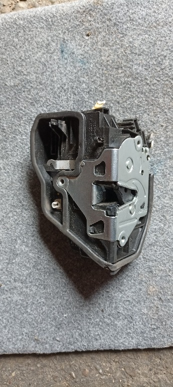 Broasca usa stanga spate BMW X6, E71, 2007-2014, 7202147