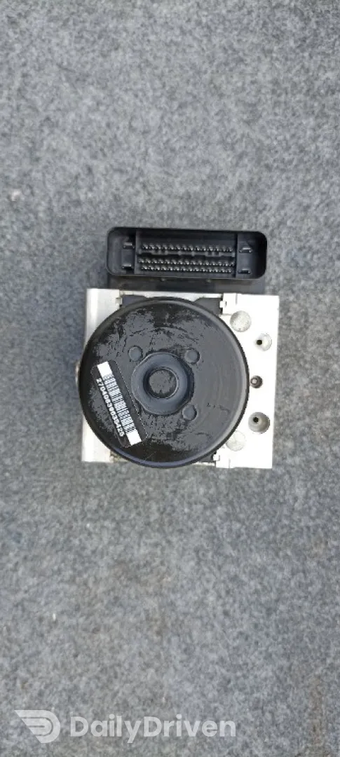 Pompa ABS DSC BMW Seria 1 F20 F21, unitate abs 6862246