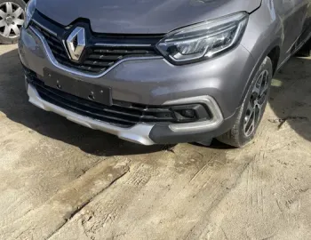 Fata completa Renault kaptur 2017