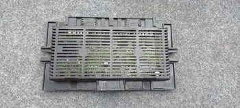 Calculator lumini BMW Seria 3 E90 E91 E92 E93, modul FRM 6961133