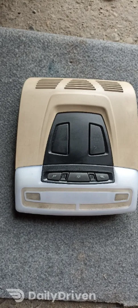 Plafoniera BMW Seria 3 F30 F31, lampa plafoniera BMW Seria 3 F30 F31