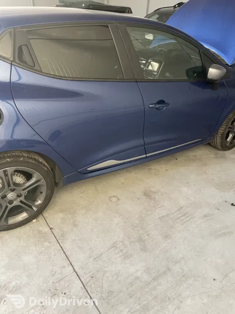 Ușa / uși Renault Clio 4 2018 în stare perfectă