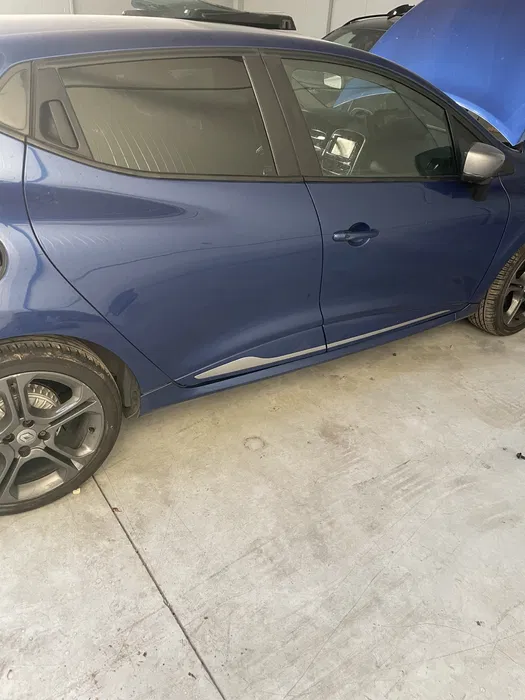 Ușa / uși Renault Clio 4 2018 în stare perfectă