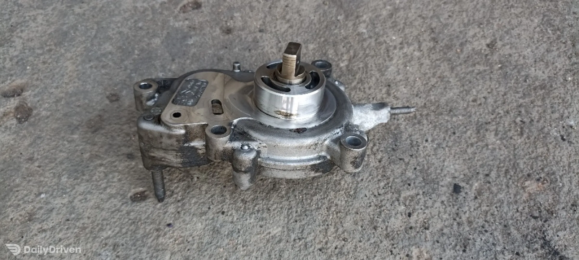 Suport pompa inalte Peugeot Boxer 2.0 hdi Euro 6, reductor 9810737980