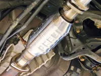 Defektes katalizátor: tünetek, okok és csere költségek