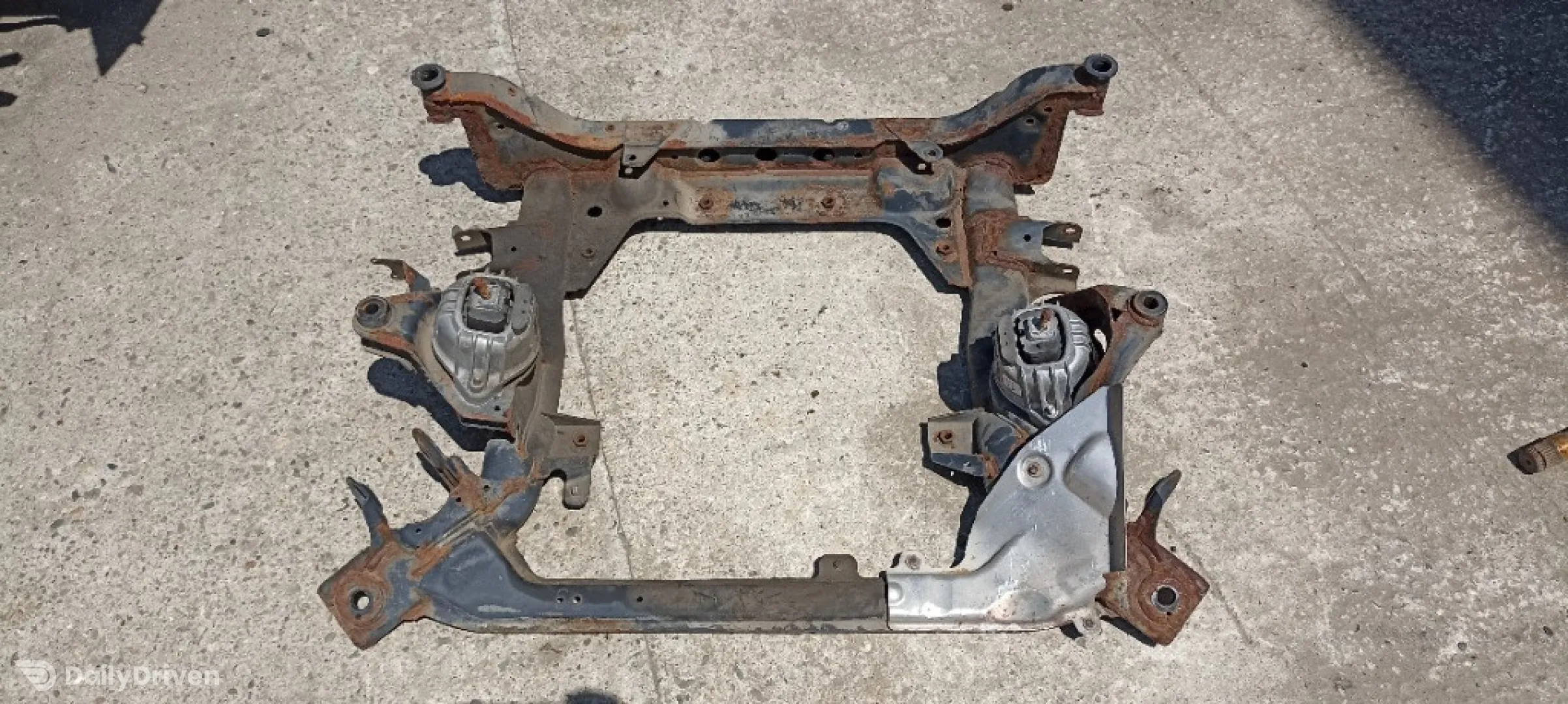 Punte fata BMW Seria 3 E90 E91 xdrive