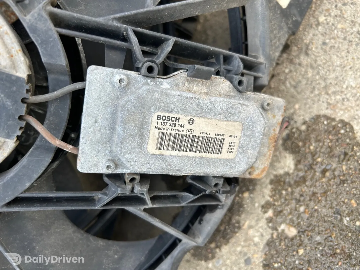 Electroventilator BMW X1 E84 benzina, ventilator racire 7523258