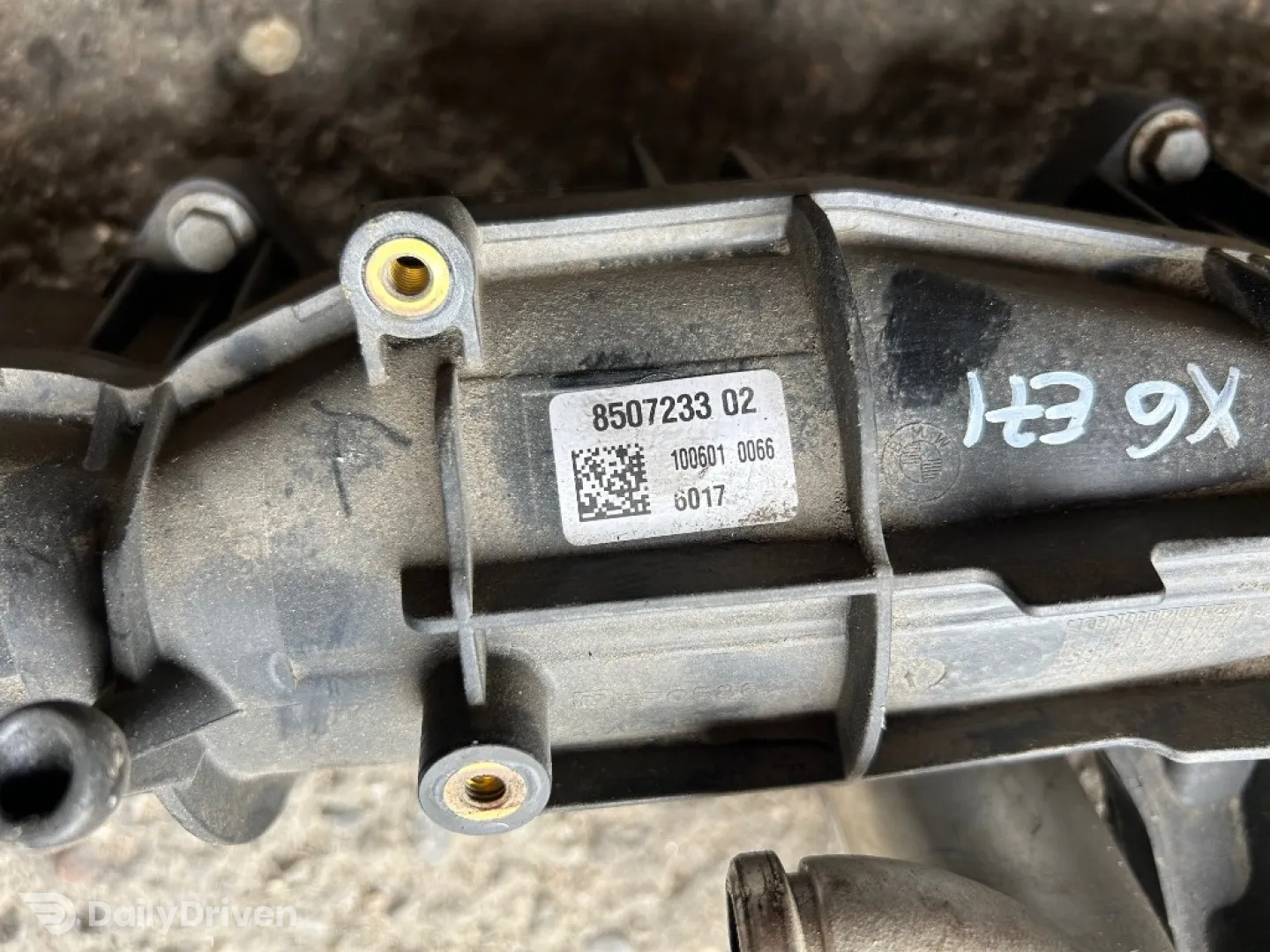 Galerie admisie cu clapete BMW Seria 5 F10 F11 F07, 3.0 d, N57, 8511363