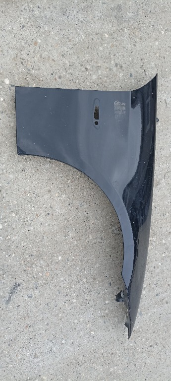 Aripa dreapta fata BMW Seria 3 E90 E91