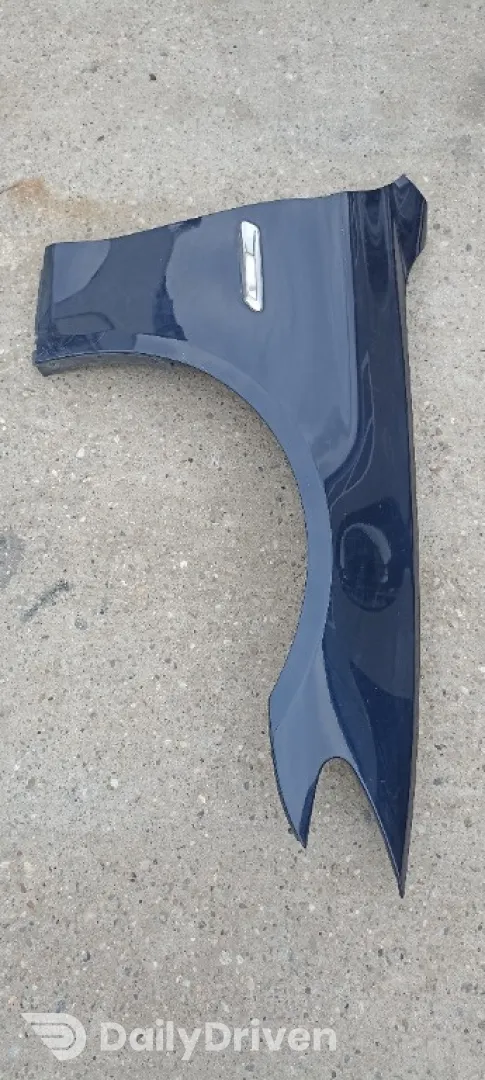 Aripa stanga dreapta fata BMW Seria 5 F10 F11