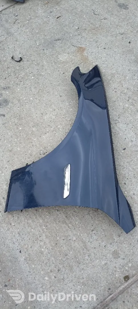 Aripa stanga dreapta fata BMW Seria 5 F10 F11