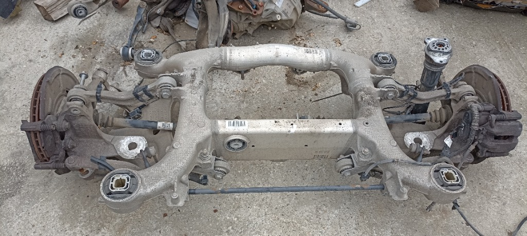 Punte spate BMW Seria 6 F06 F12 F13, 6799103