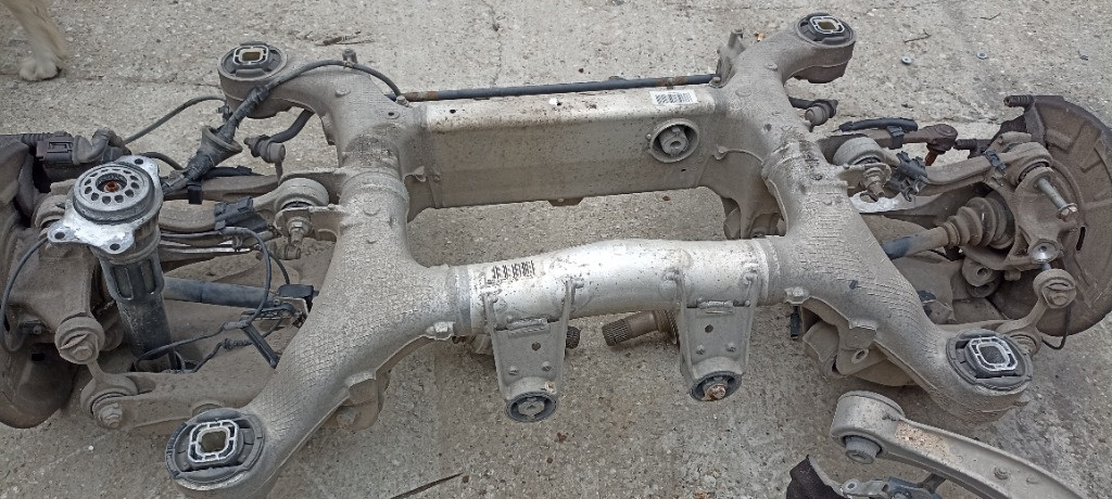 Punte spate BMW Seria 5 F10 F11 F07, 6799103