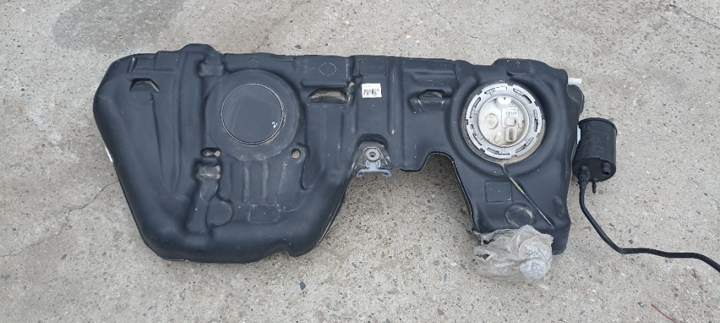 Rezervor combustibil BMW Seria 4 F32 F33 F36 F82 M4 F83 M4, rezervor benzina 7294608