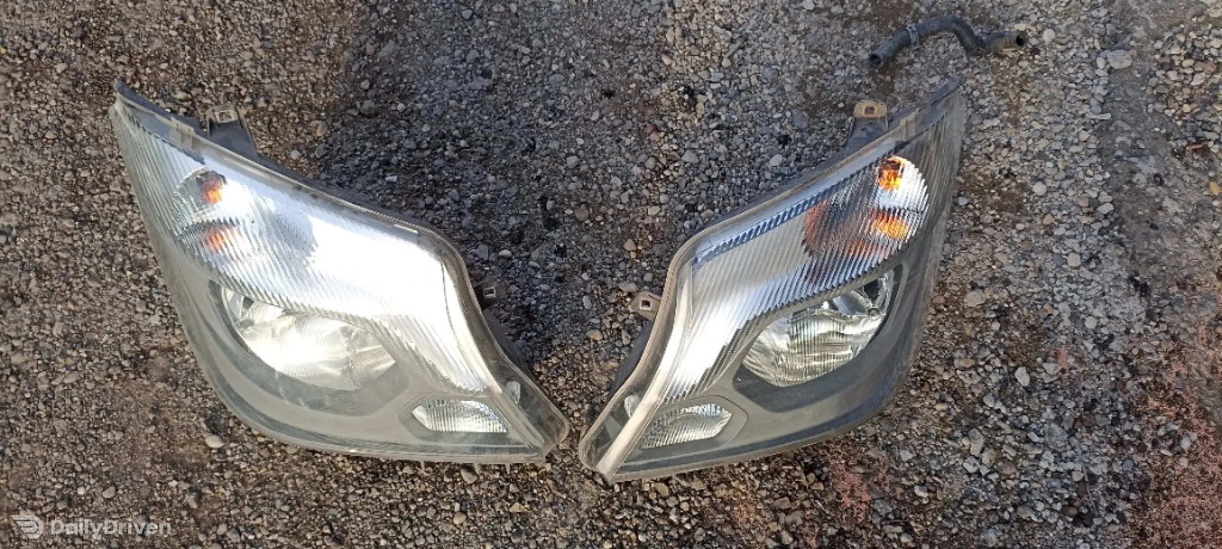 Faruri Mercedes Sprinter facelift 2014, far stanga dreapta Mercedes Sprinter