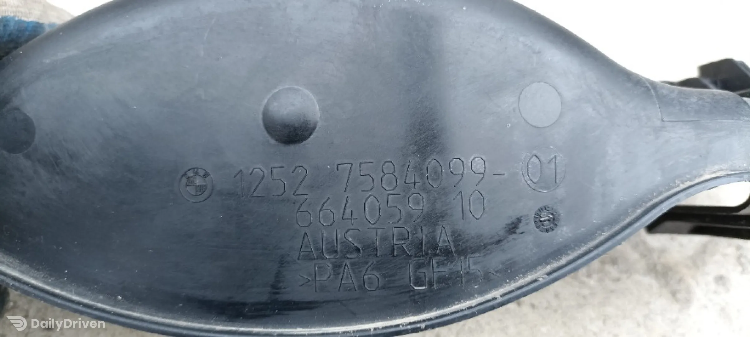 Ornament fata radiatoare BMW X6 E71 35ix N54, 7584099