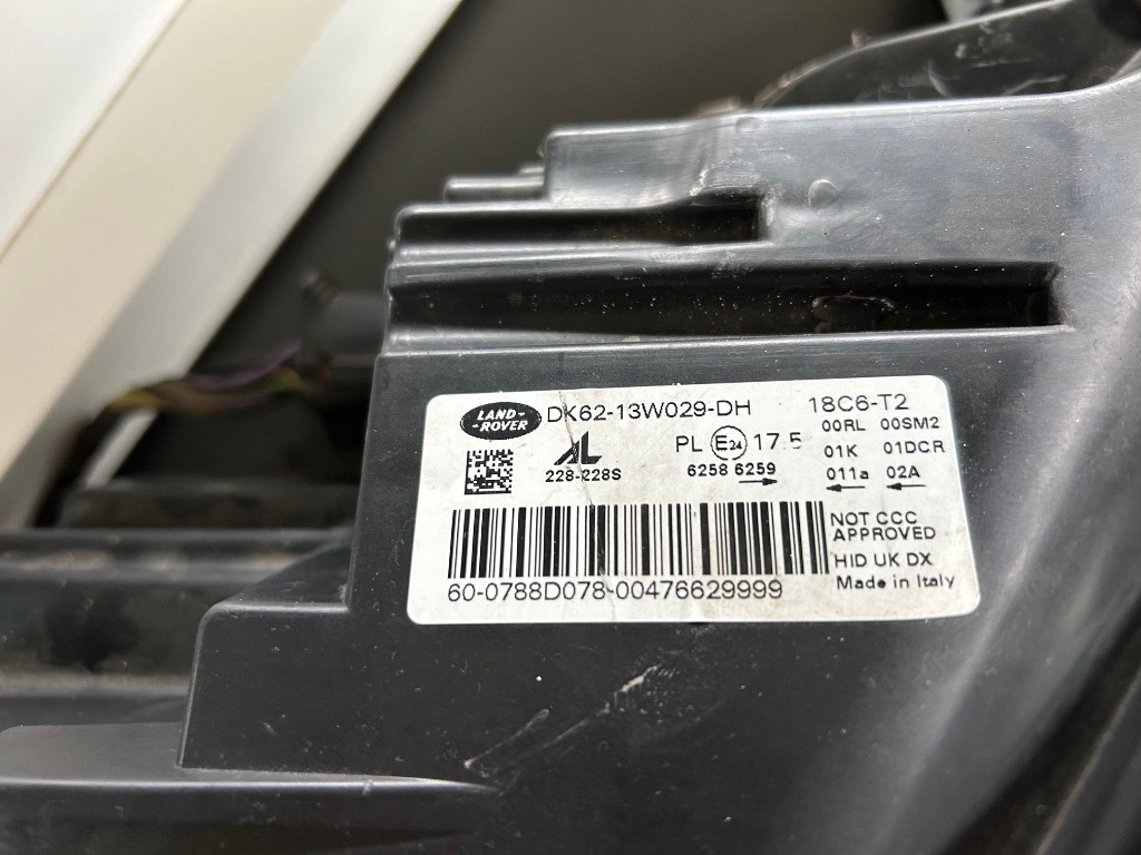 Far dreapta Range Rover Sport 2013-2019, far DK62-13W029-DH