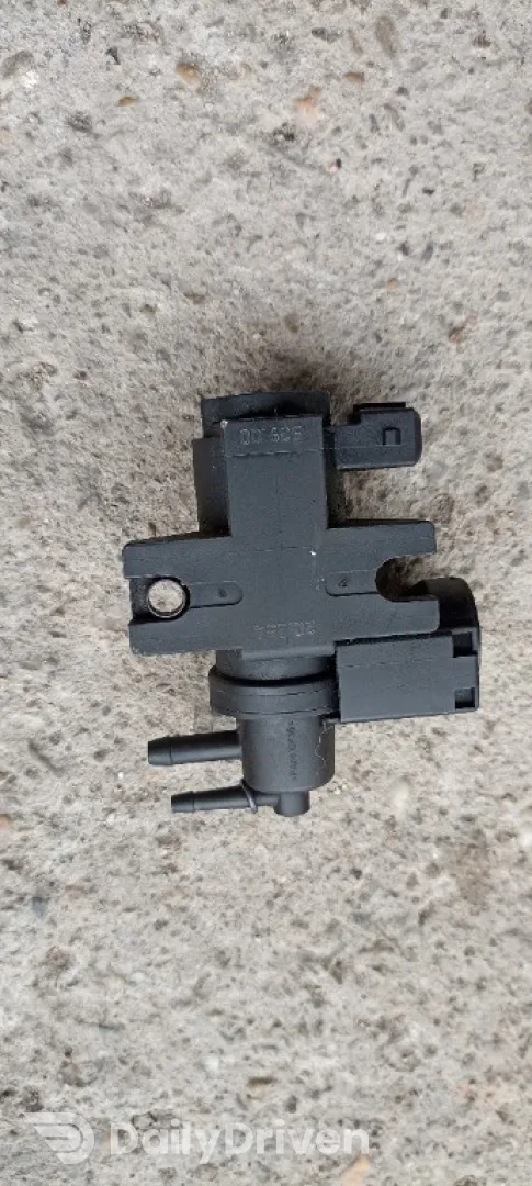 Supapa vacuum turbo Iveco Daily 6, 5801259656