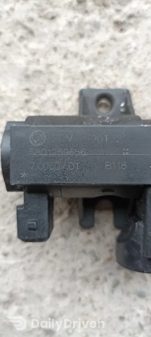 Supapa vacuum turbo Iveco Daily 6, 5801259656