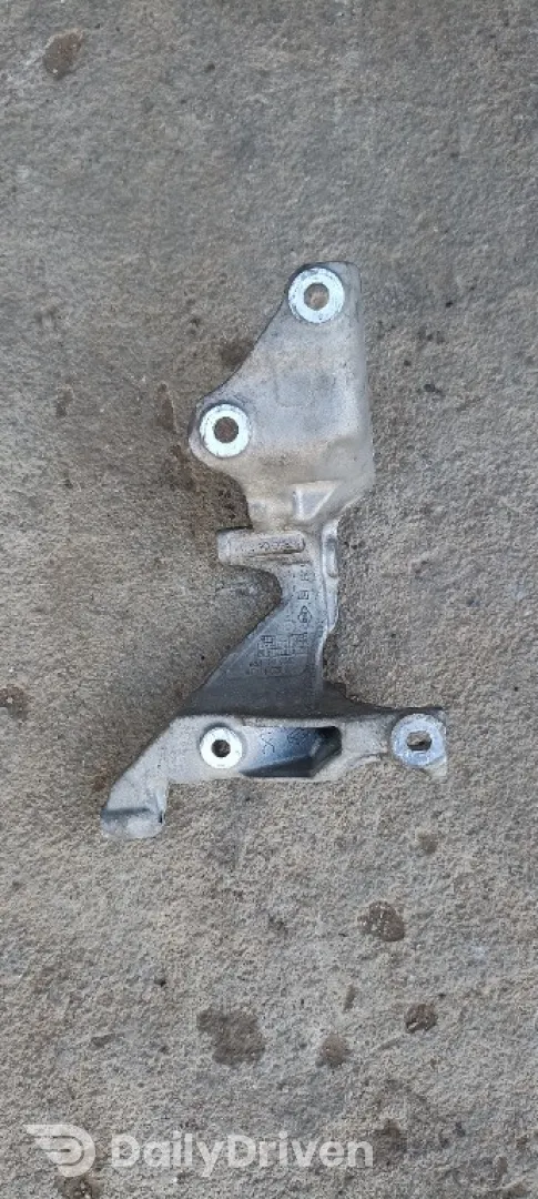 Suport EGR Mercedes Vito, W447, 1.6cdi, A6261410040, 147174072R