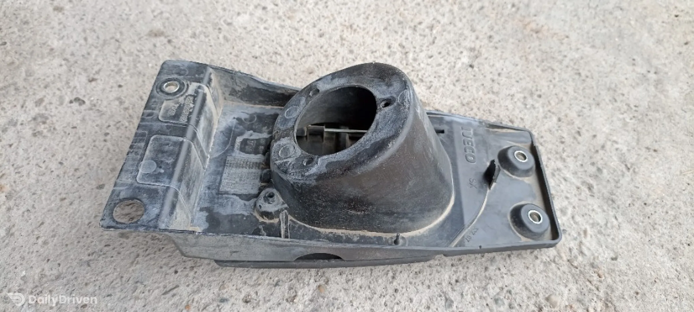 Usita rezervor combustibil Iveco Daily 2014-2024, 5801648112