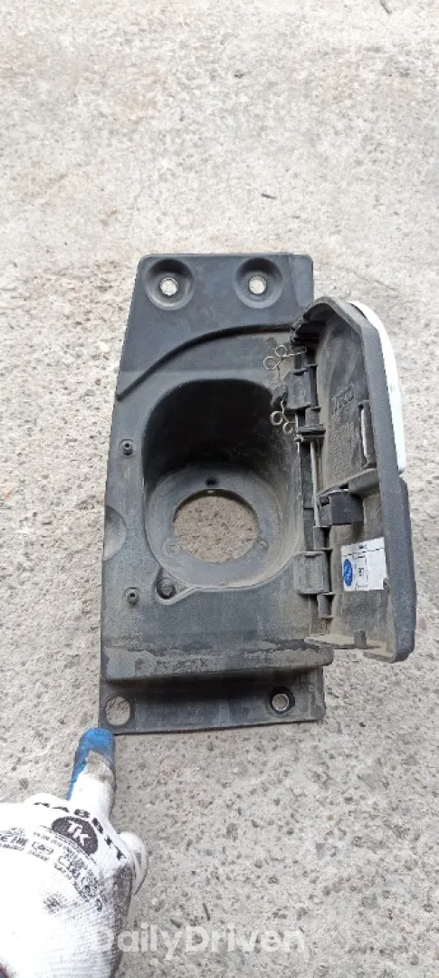 Usita rezervor combustibil Iveco Daily 2014-2024, 5801648112