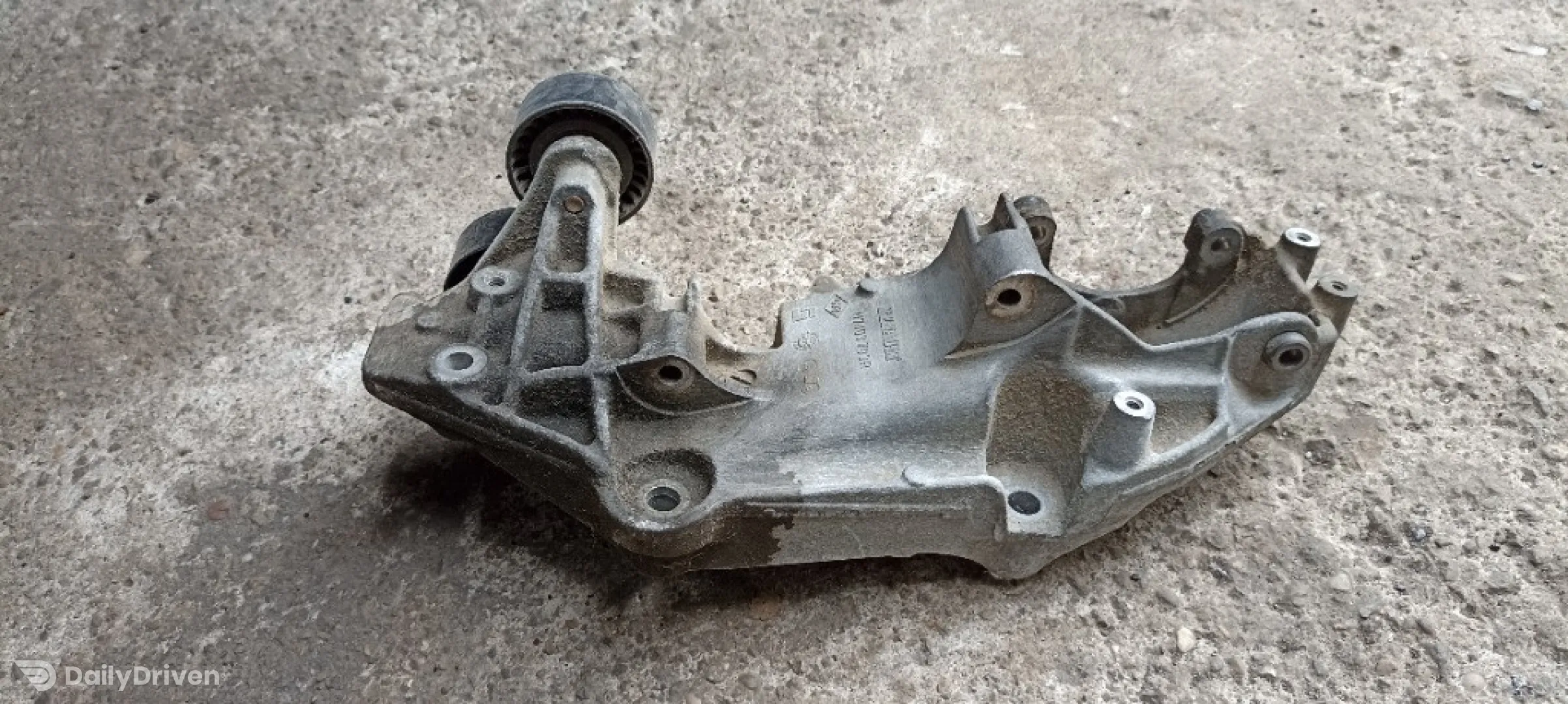 Suport accesorii Renault Master 3, accesoriu suport alternator 117103703R