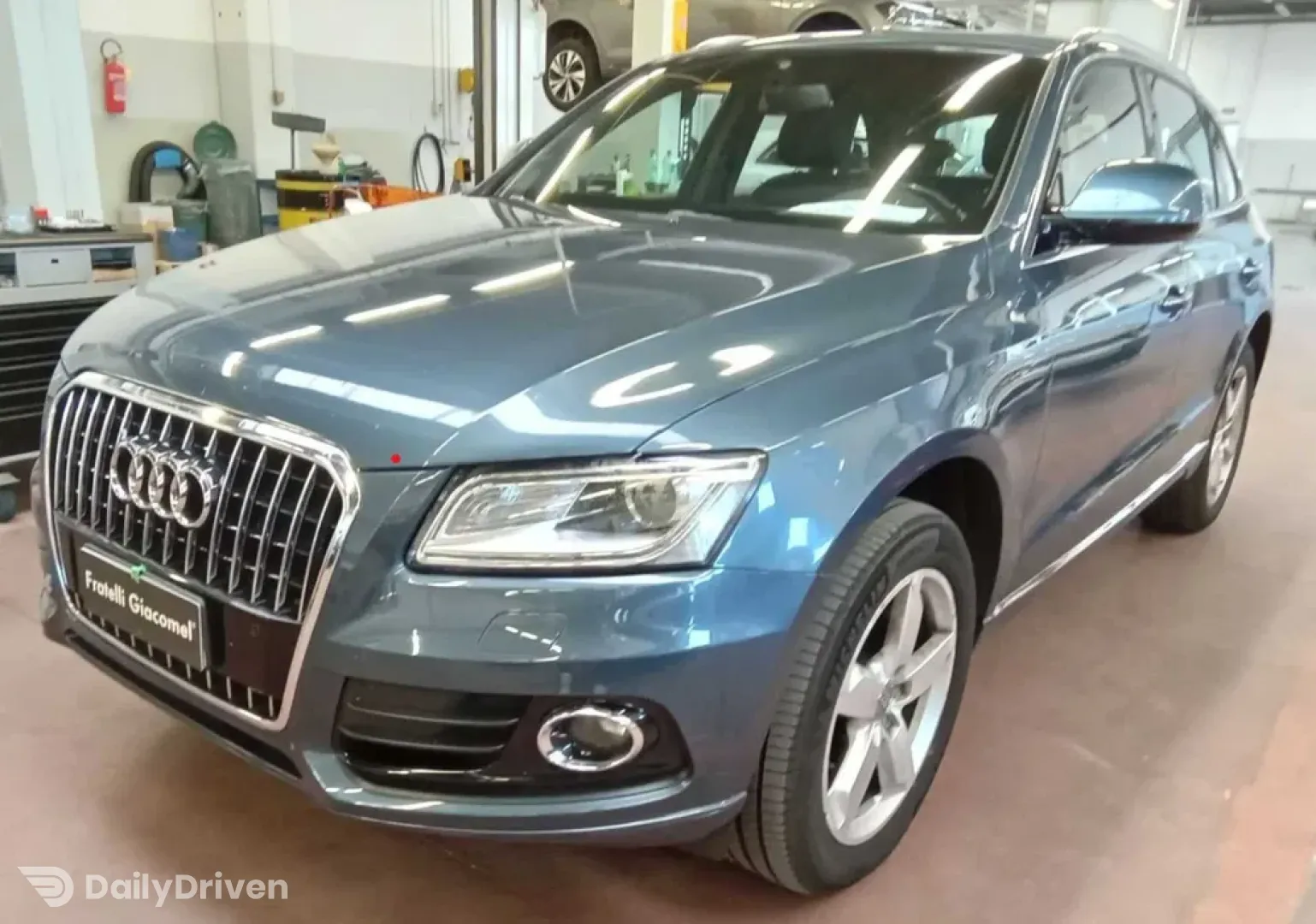 Dezmembrez Audi Q5 2012 2.0TDI