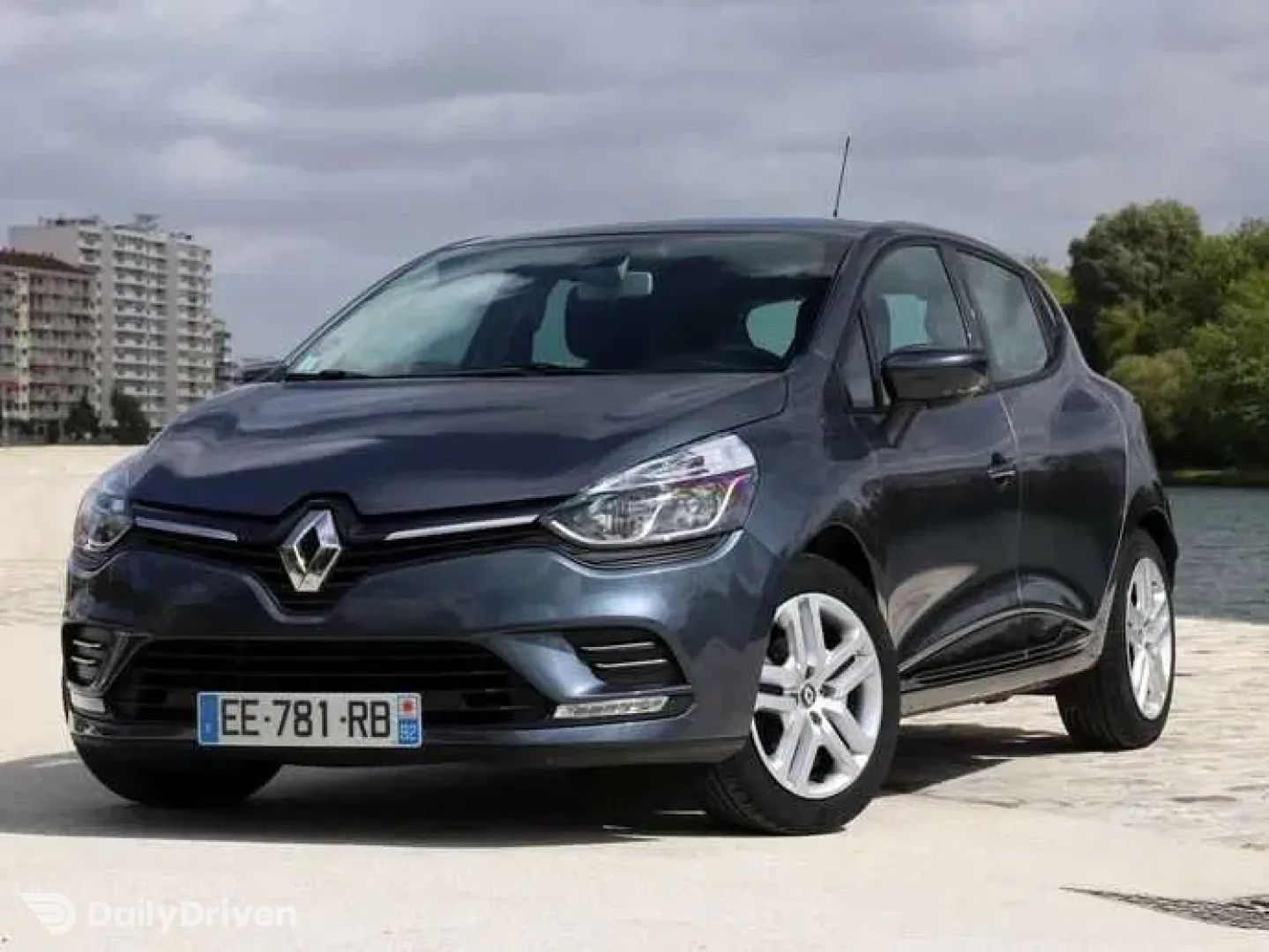Dezmembrez Renault Clio 4 2018