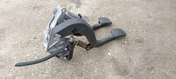 Ansamblu pedalier BMW Seria 3 E90 E91 E92 E93, pedale BMW 6779377