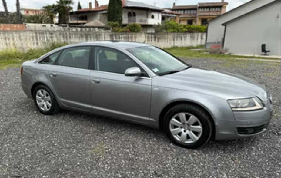 Dezmembrez Audi A6 C6 3.0D Quattro Automat