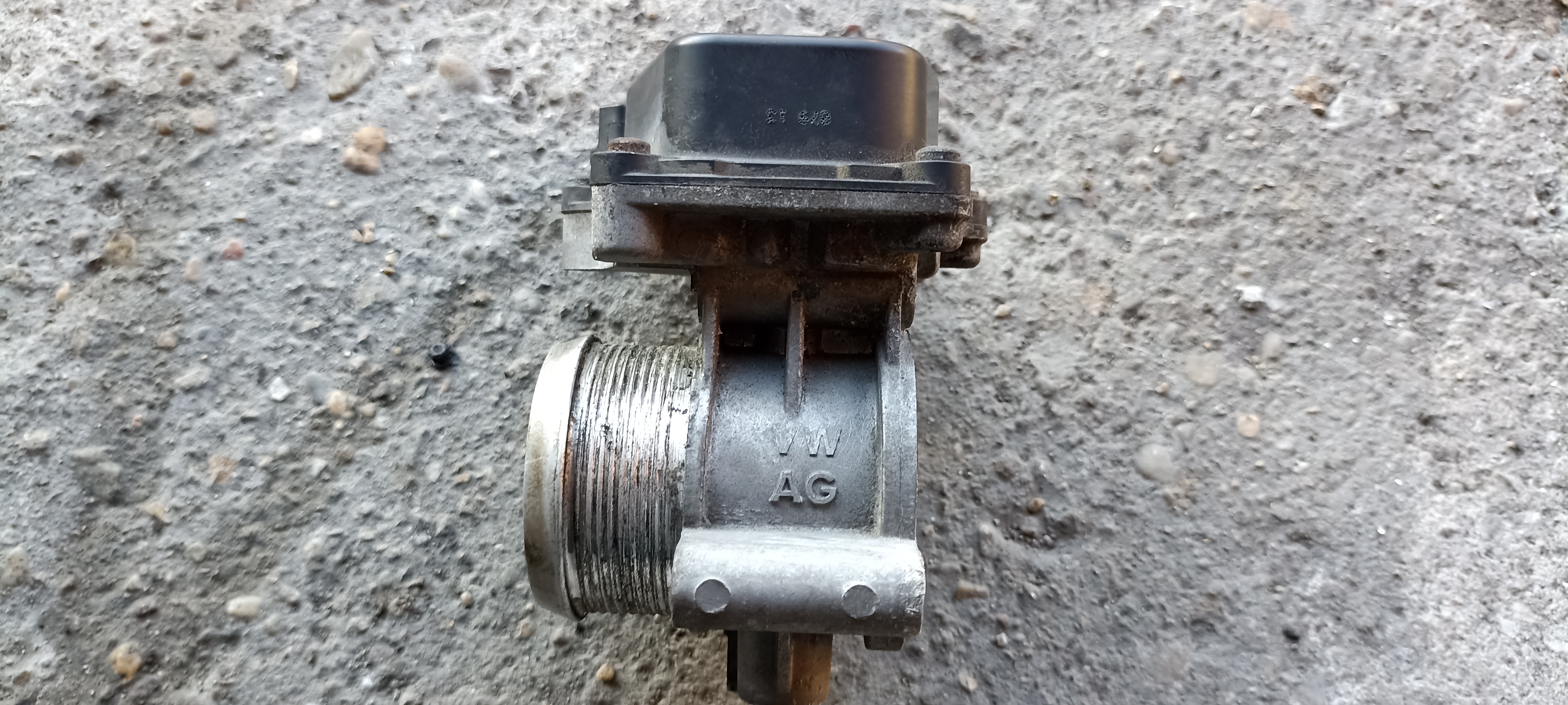 clapeta acceleratie Volkswagen Jetta 3, 1.6TDI, 2009-2010, 03L128063AD