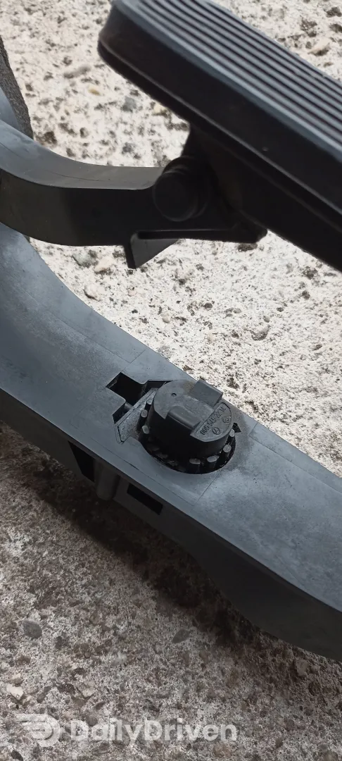 pedala acceleratie Mercedes E Class, W211, 2002-2009, A2033000104