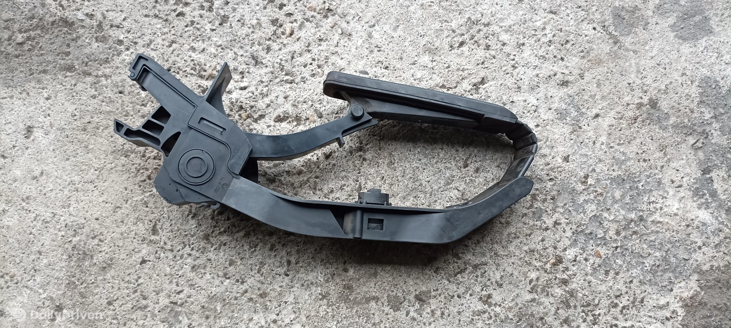 pedala acceleratie Mercedes E Class, W211, 2002-2009, A2033000104