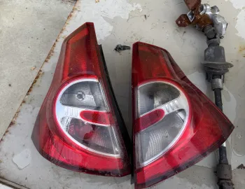 Lampă spate Dacia sandero 2008 