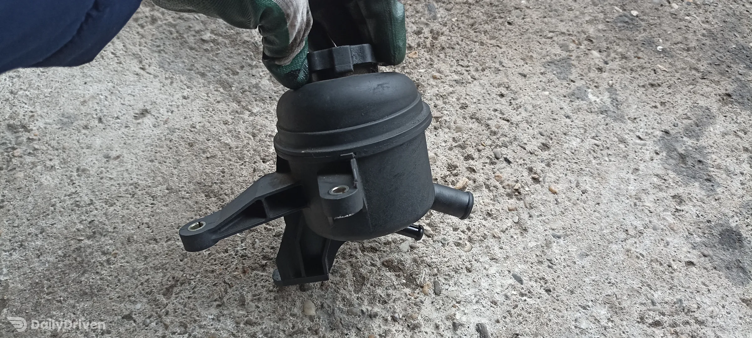 Vas ulei servo Mercedes C Class W203, A2034600083