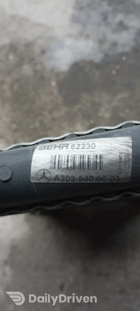 Radiator apa Mercedes SLK R171, A2035000603