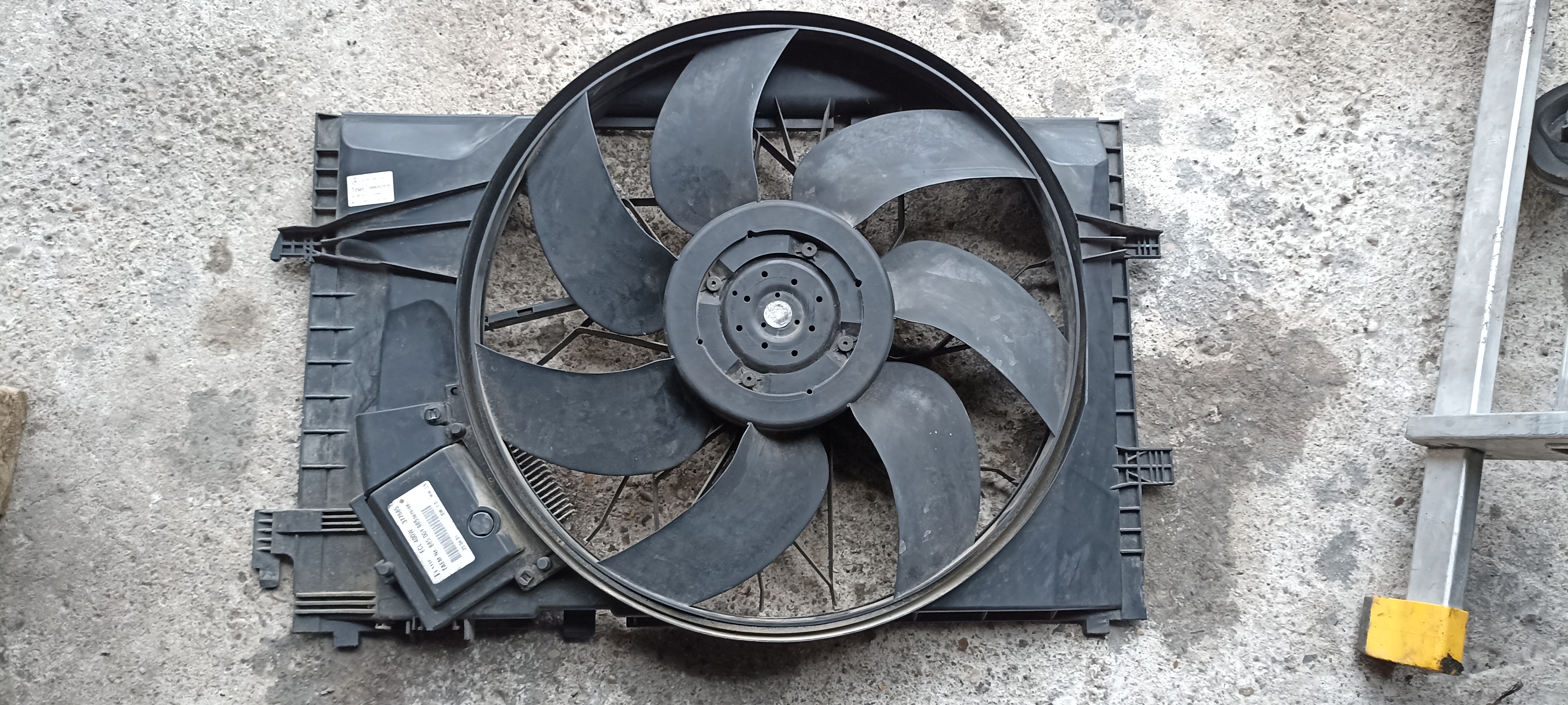Electroventilator Mercedes CLK A209, A2035000193 KZ