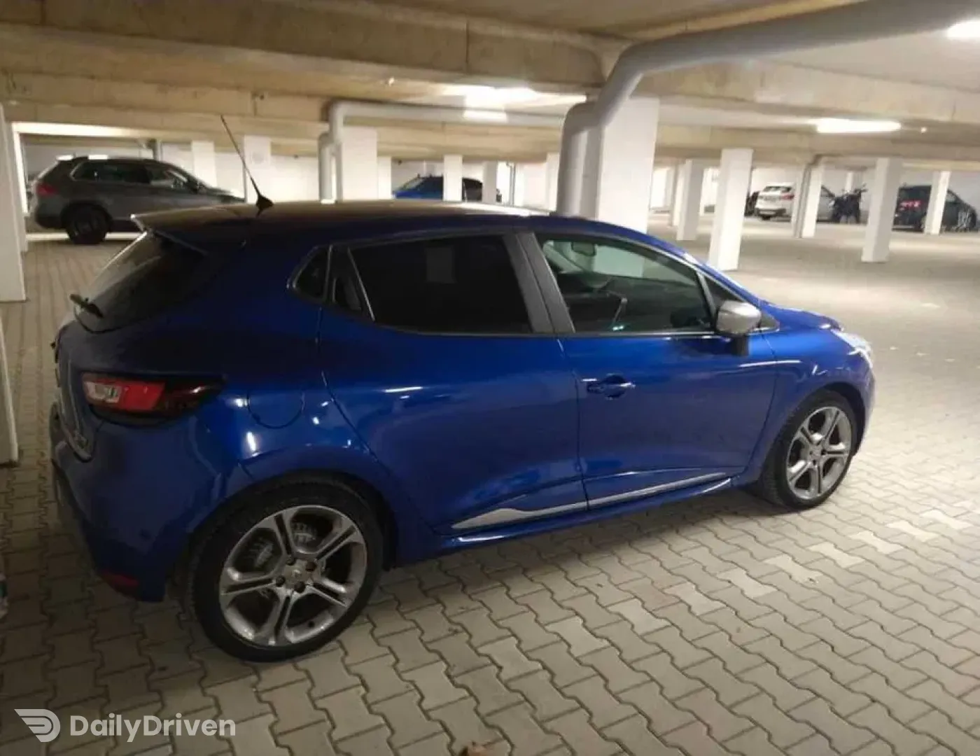 Dezmembrez renault clio 4 2017 0.9 tce GTLINE