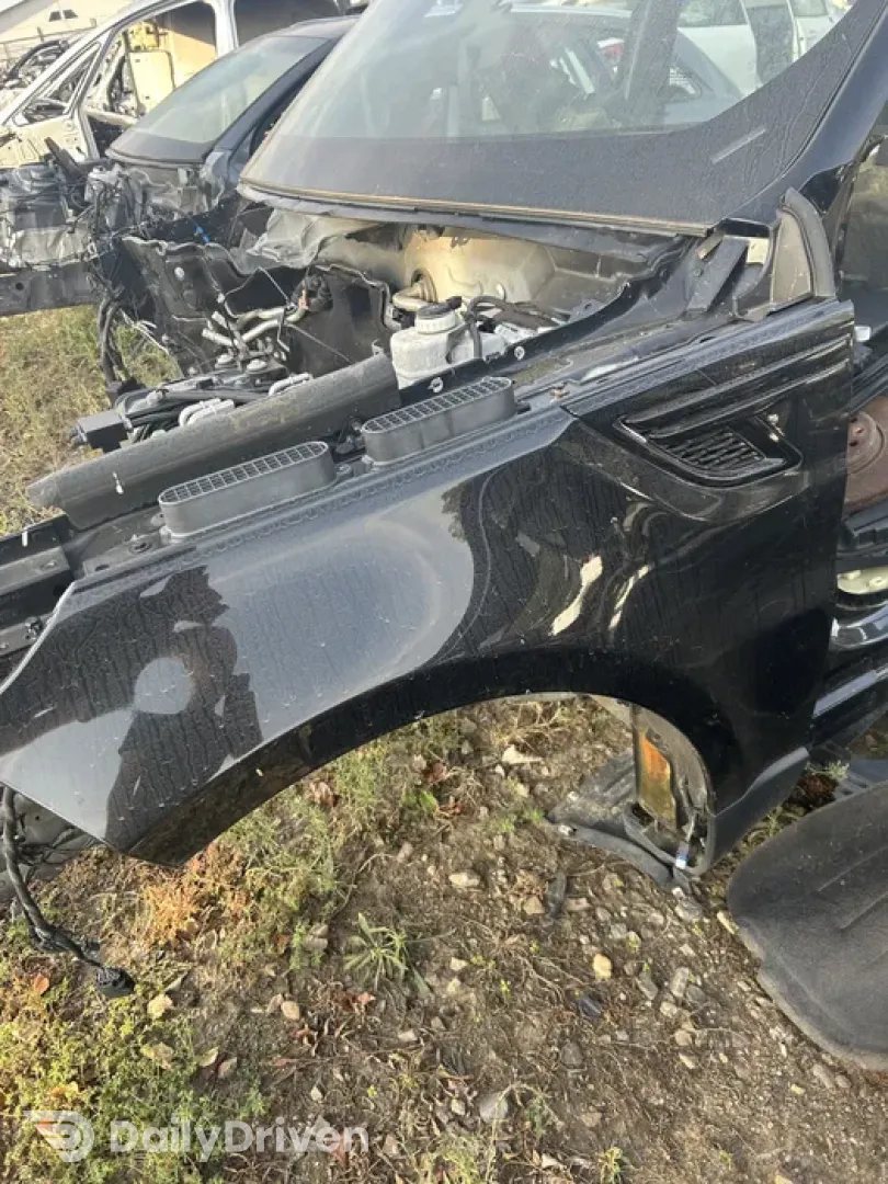 Aripă stânga față range Rover sport 2016
