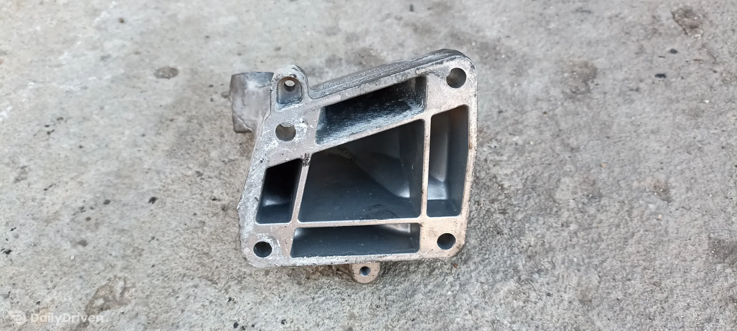 Suport motor dreapta Mercedes E-Class W211, A6422230104