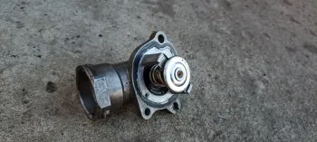 Carcasa termostat Mercedes GLK 320cdi 4matic, A6422000215