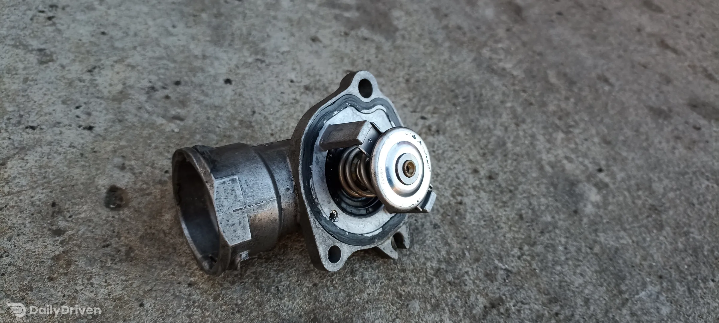 Carcasa termostat Mercedes ML W164, A6422000215