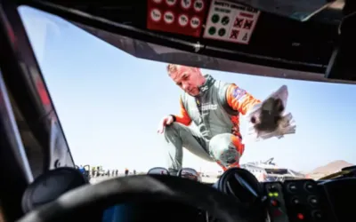 Toyota profită de abandonul Dacia la Dakar!