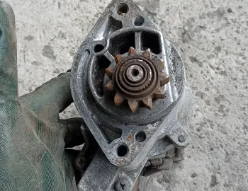 Electromotor Nissan Cabstar 2.5dci, 23300EB300