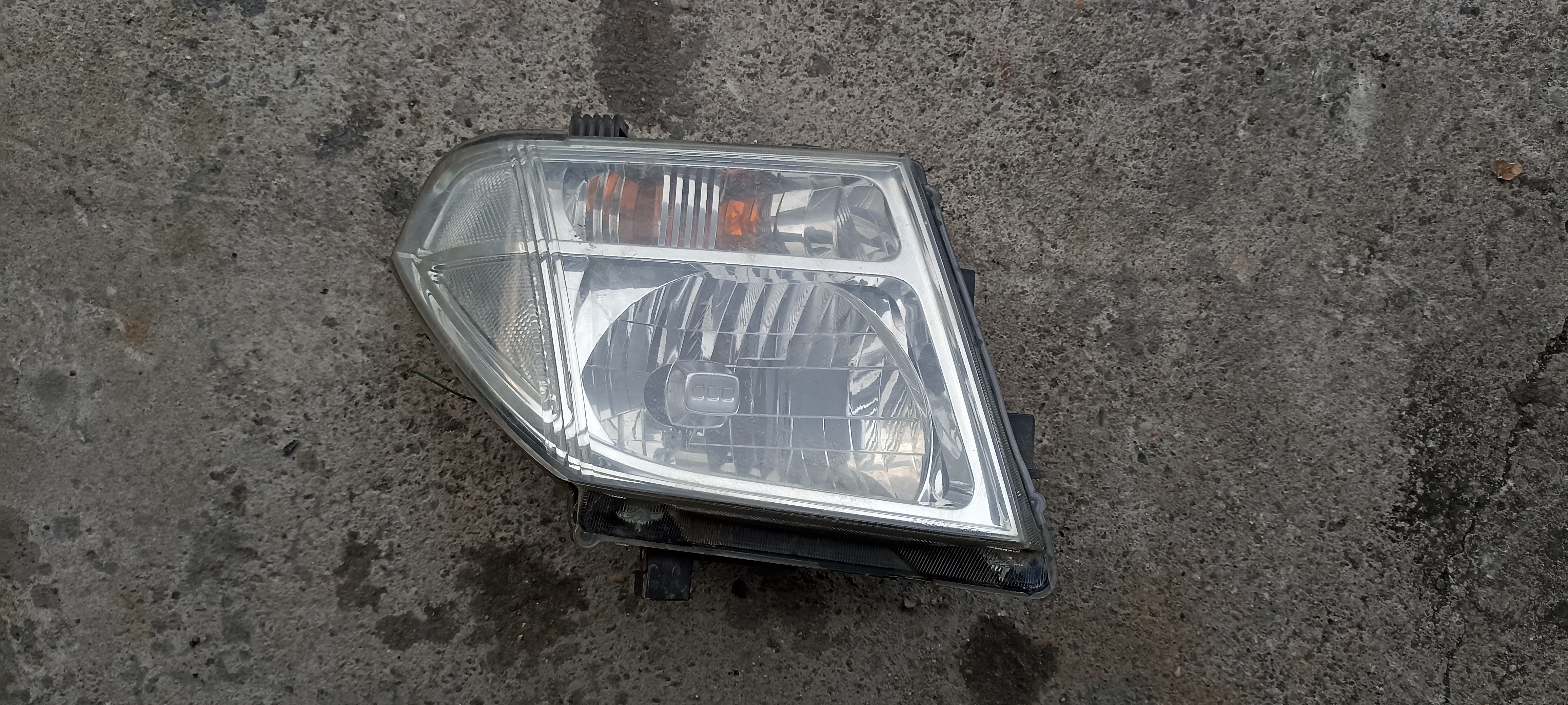 Far dreapta Nissan Navara 2005-2010, 26010-EB30B