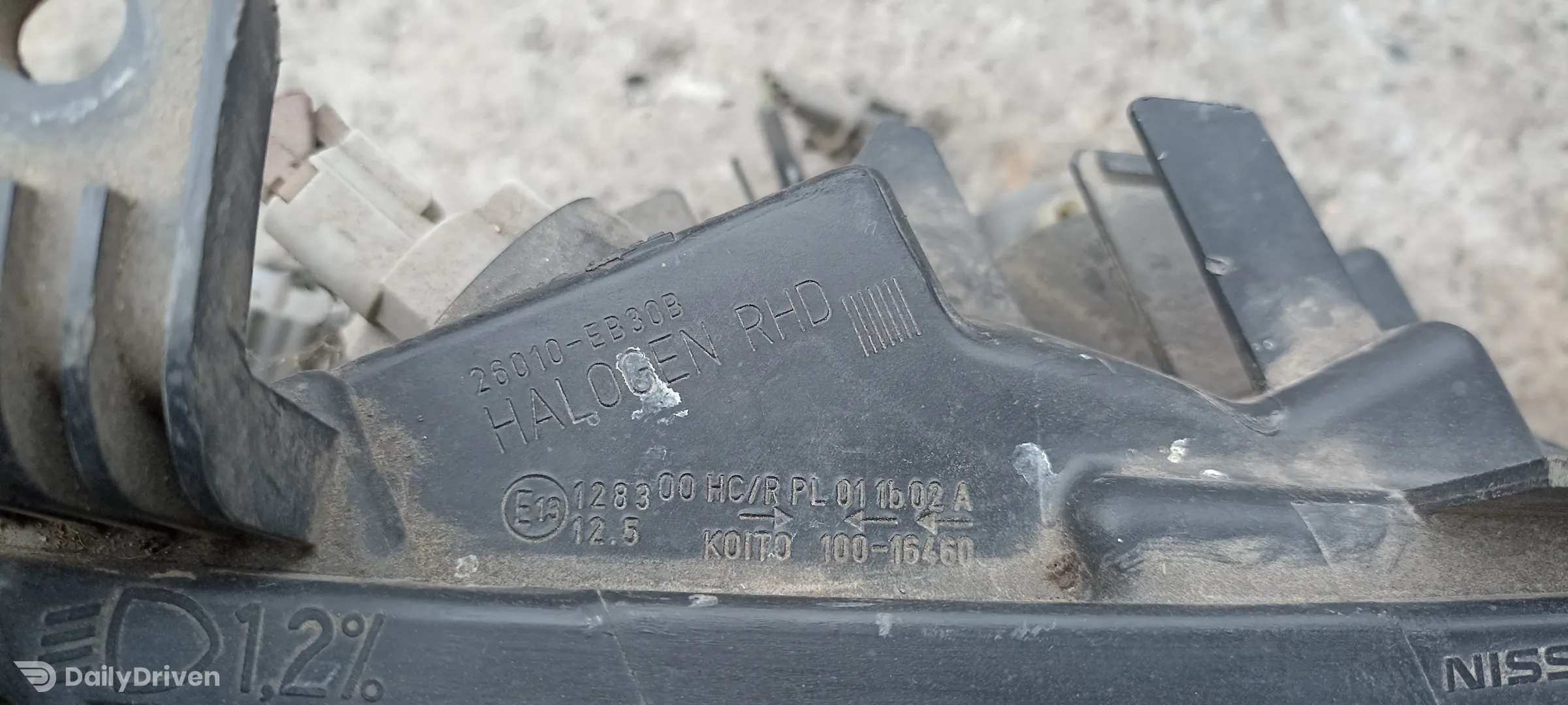 Far dreapta Nissan Navara 2005-2010, 26010-EB30B